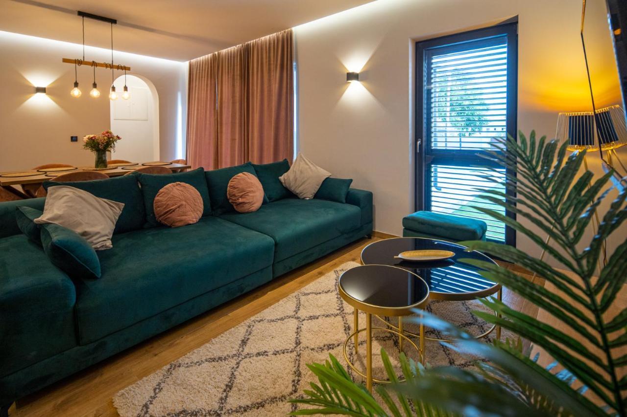 Vintage House Bella Vita Biograd Na Moru Bagian luar foto
